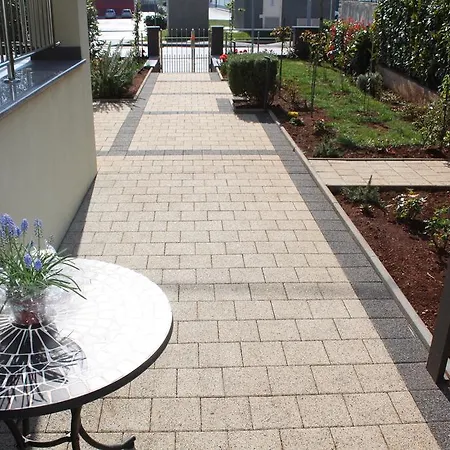 丽丽公寓别墅 乌马格