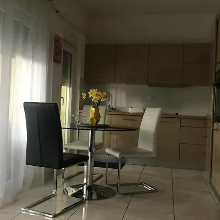 Apartament Lili *