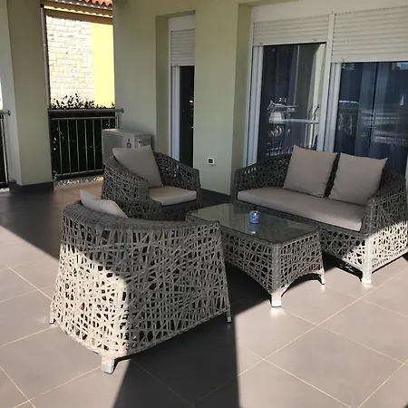 Apartament Lili *