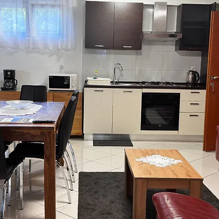 Apartament Lili